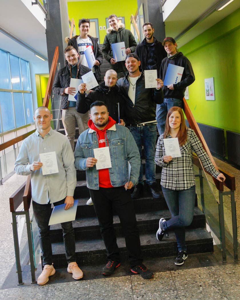 18.12.2018 Lossprechung der Fahrzeuglackierer*innen