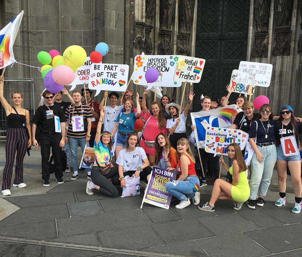 Schüler*innen des RRBK auf dem CSD 2019
