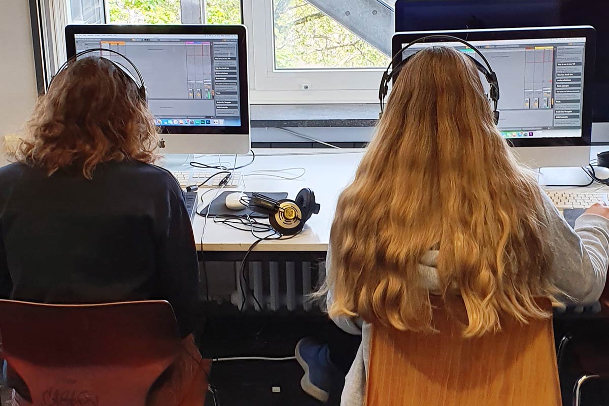 Elektronische Musikproduktion mit Ableton Live und Push am Girls Day 2022 im RRBK