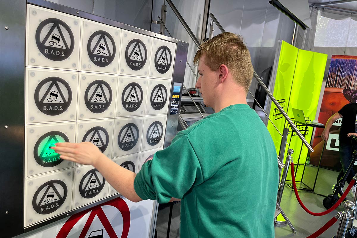 Die Technischen Konfektionäre in der Roadshow »High lässt fahren!“ in Köln