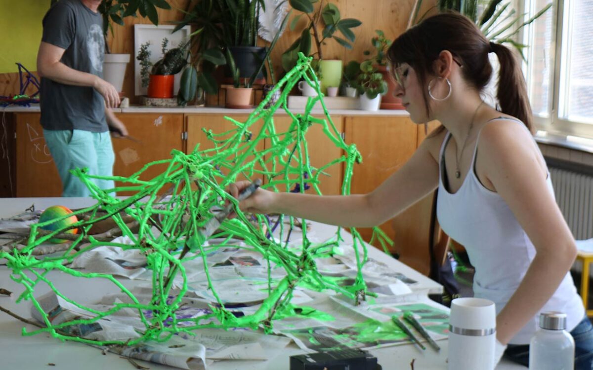 Wald trifft Kunst: Kreatives Kooperationsprojekt mit Ökorausch und dem Haus des Waldes