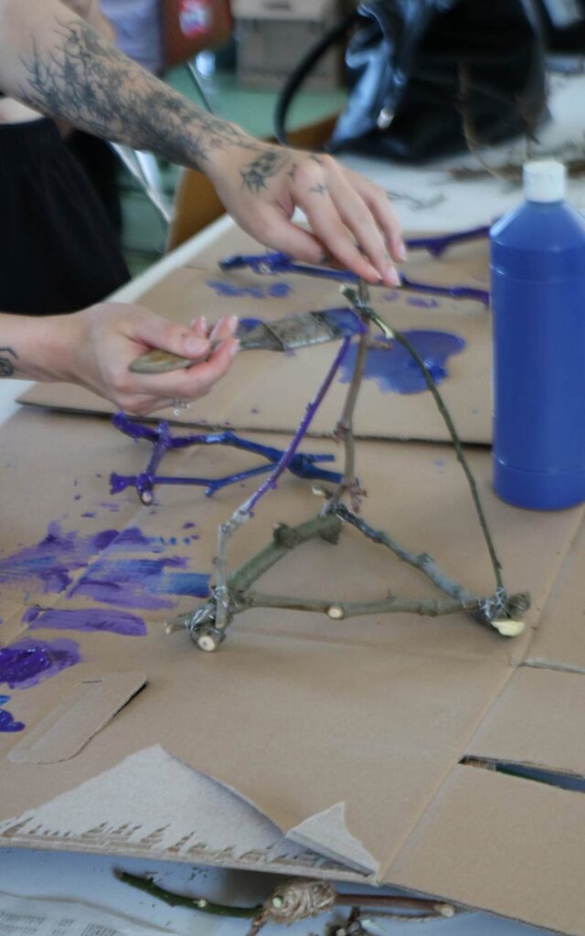 Wald trifft Kunst: Kreatives Kooperationsprojekt mit Ökorausch und dem Haus des Waldes